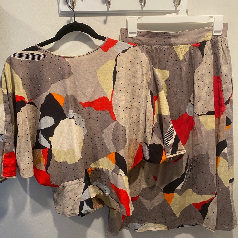 Vintage “Argentini” brand linen & silk skirt set.